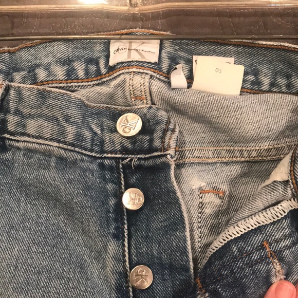 Calvin Klein light wash button fly jeans size 11 - Picture 7 of 8